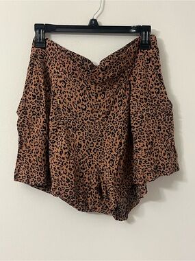 HM Leopard Print High-Waist Shorts - Rust Brown Black Size 12 Large